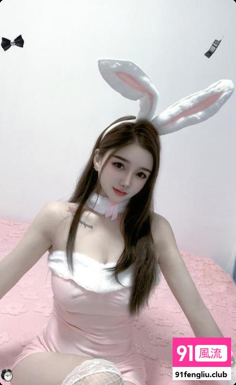 吴中性感美少女